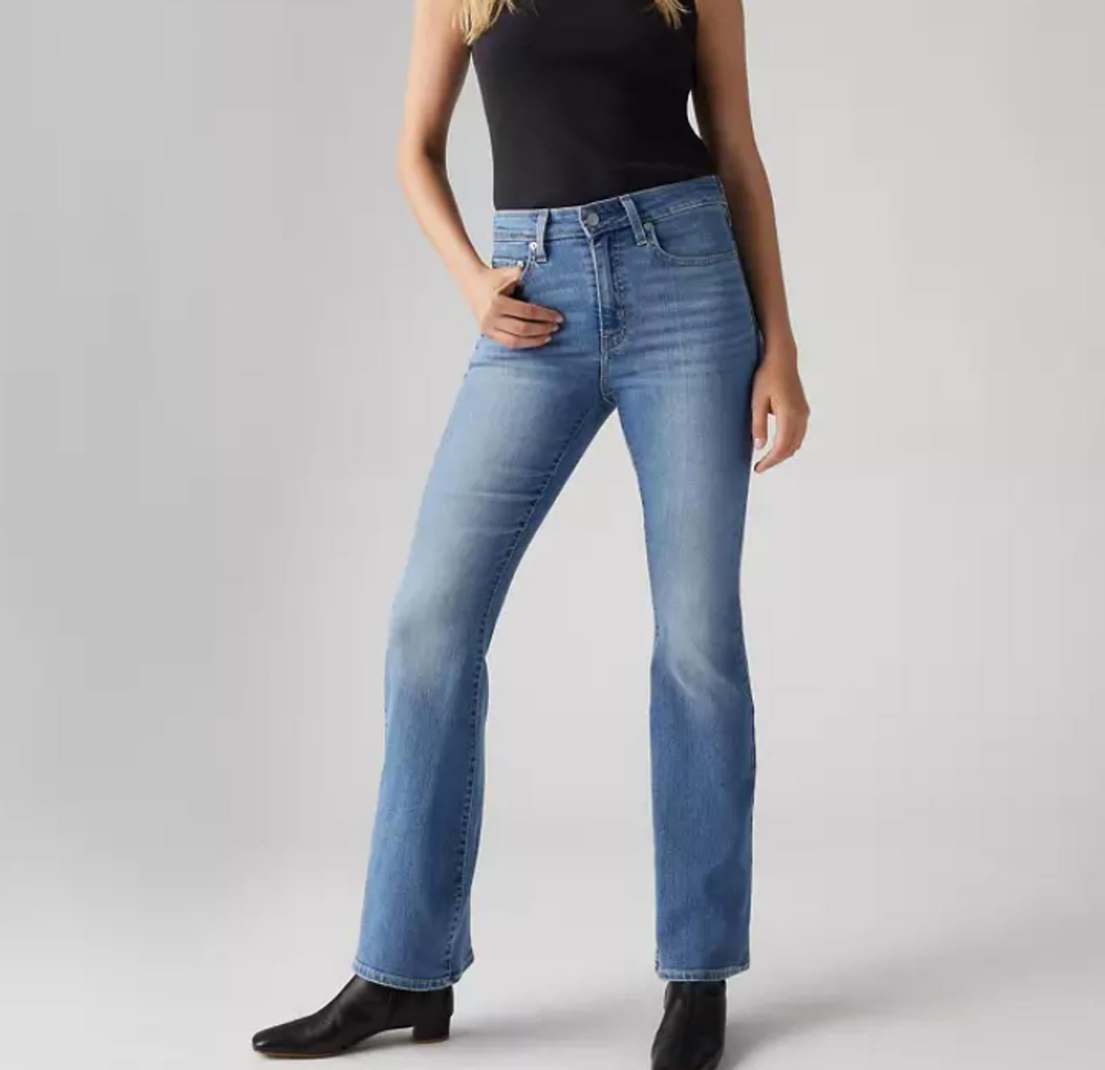 Levi Strauss 726 Highrise Flare -26" - Size 2
